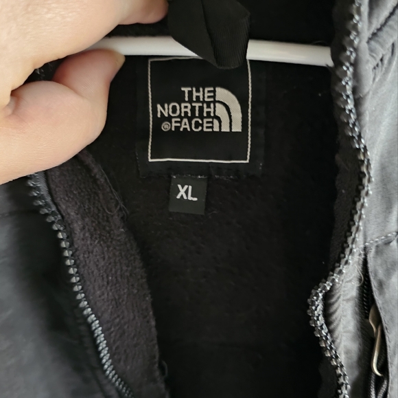 The Northface Denali hooded jacket size xlarge Look At All Pics Before Purchase. - Picture 7 of 14